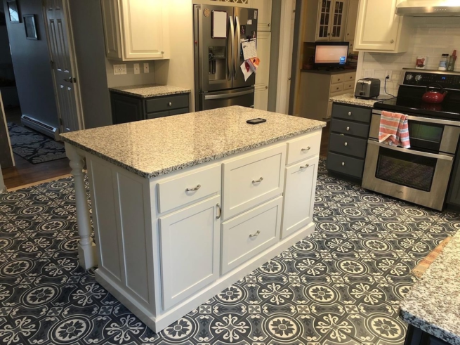 Kitchen Island with center drawers